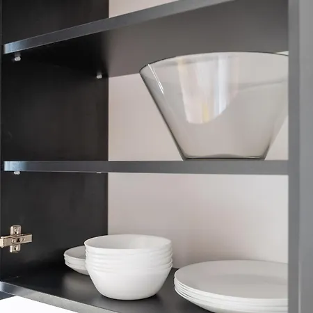 Airport Okecie Cybernetyki Apartman *