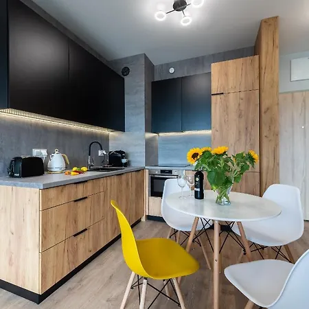 Airport Okecie Cybernetyki *