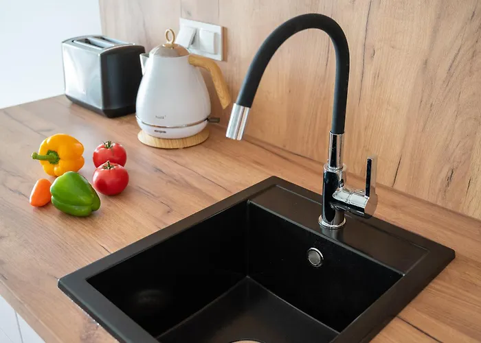 Airport Okecie Cybernetyki ワルシャワ